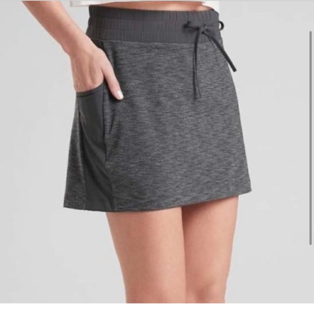 Athleta Excursion Hybrid Skort Skirt Gray Black 2X